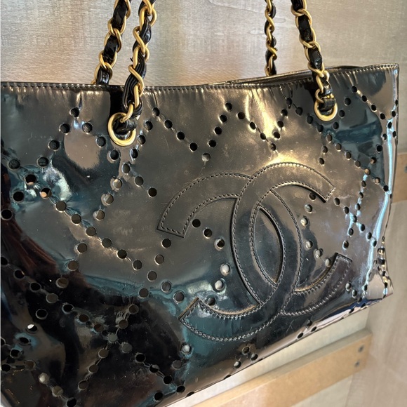 CHANEL Black Patent Tote with Gold Accents - Picture 1 of 6